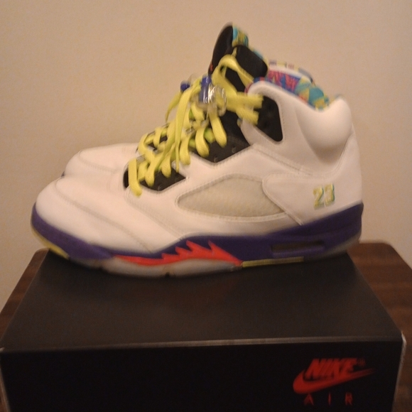 Jordan 5 Alternate Bel-Air Size 11 - Picture 3 of 7